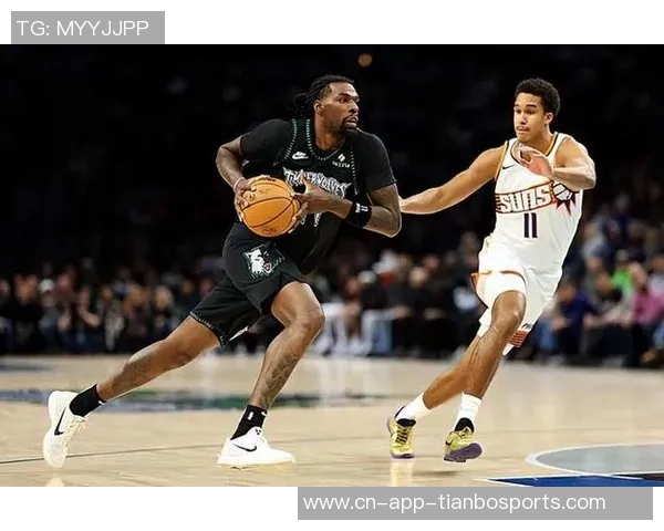 里德表现低迷全场仅得6分9板三分球命中率惨淡