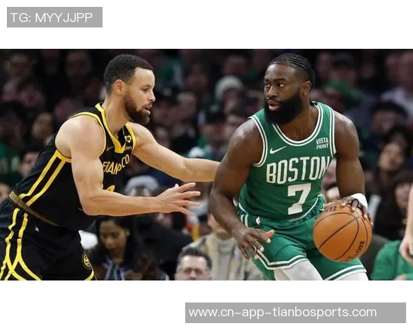 麦坎茨称赞杰伦布朗为后卫攻防一体最佳球员不谈文班与字母